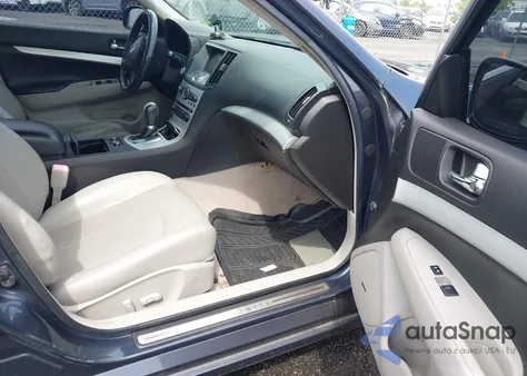 2009 Infiniti G37X из США, поврежденный, VIN JNKCV61F69M362407